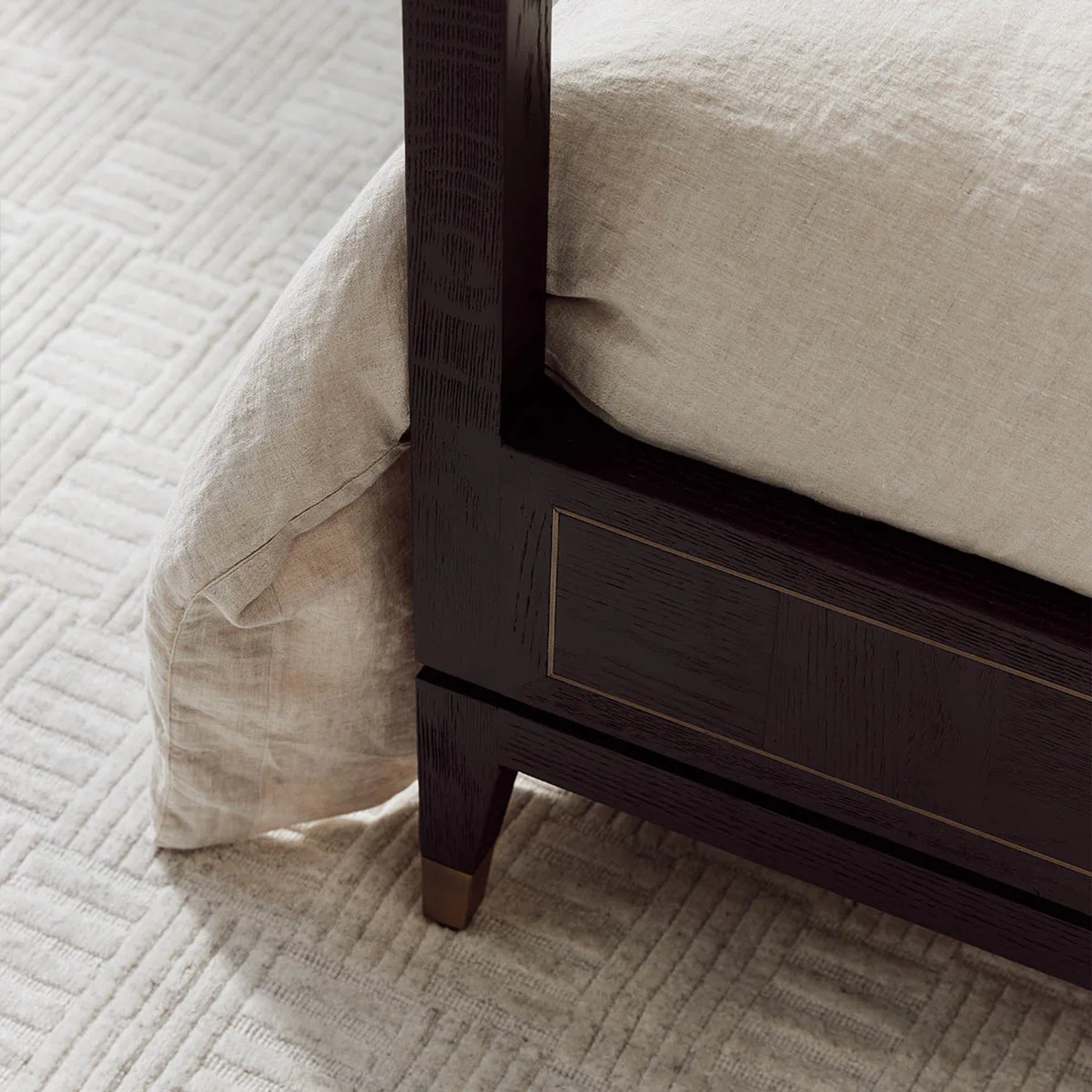 Hermitage Bed