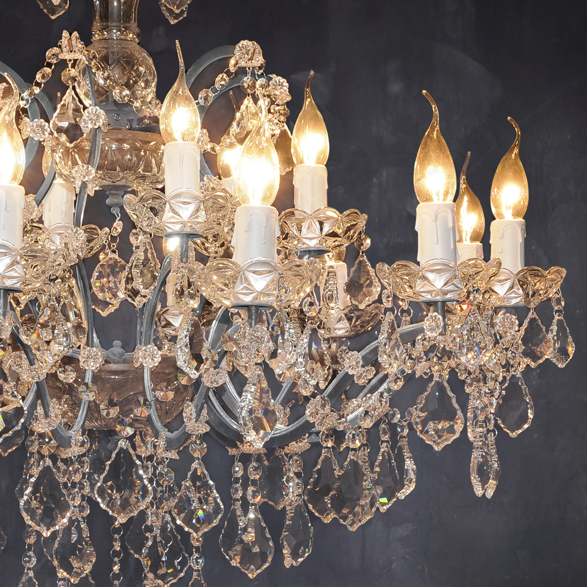 CRYSTAL CHANDELIER ANTIQUE
