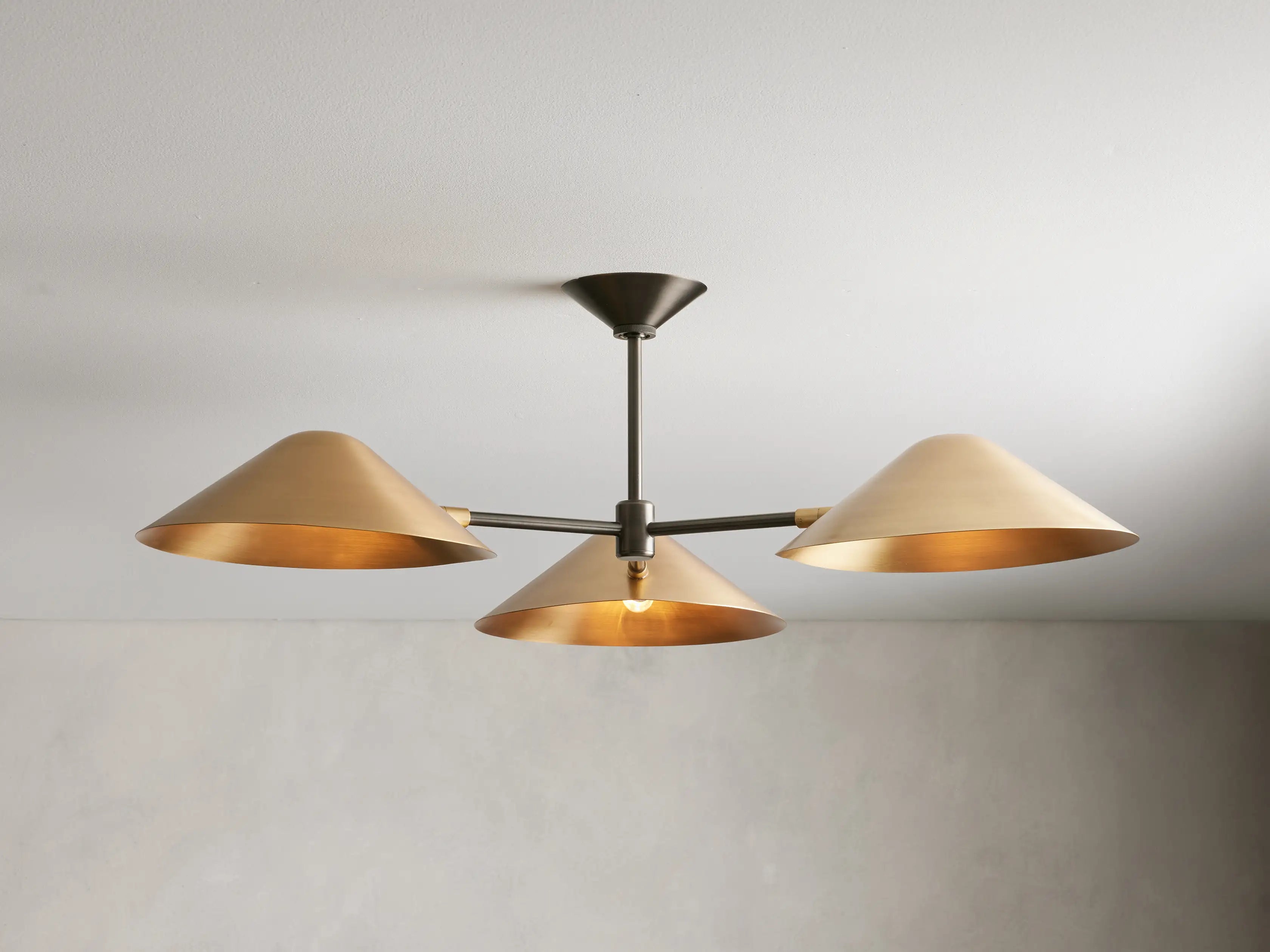 Simms Flushmount 36"