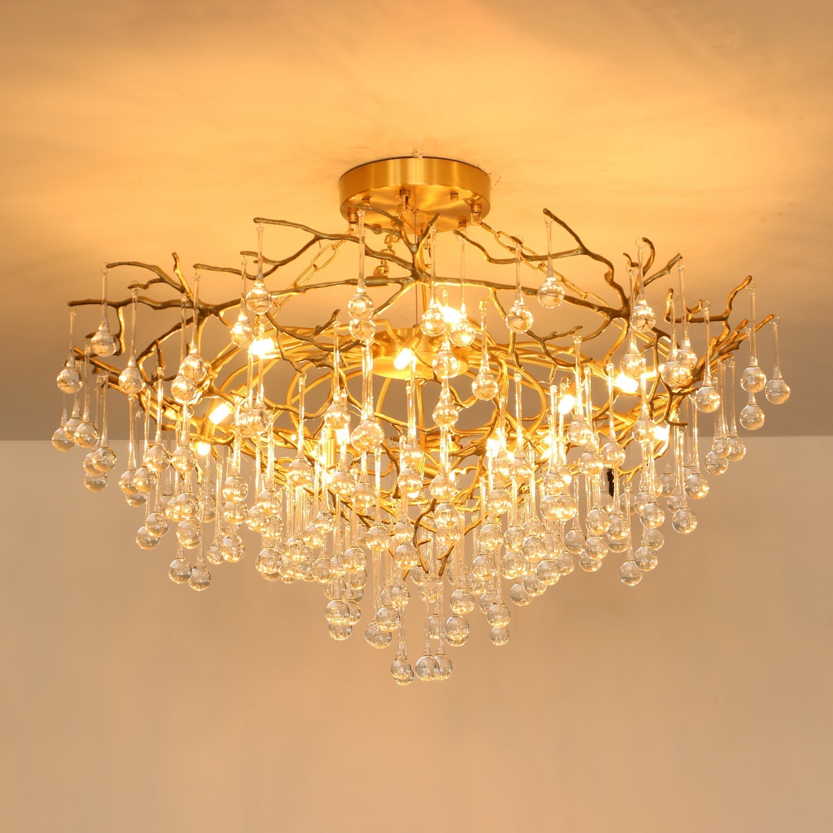 Simsia Anita Teardrop Branch brass chandelier