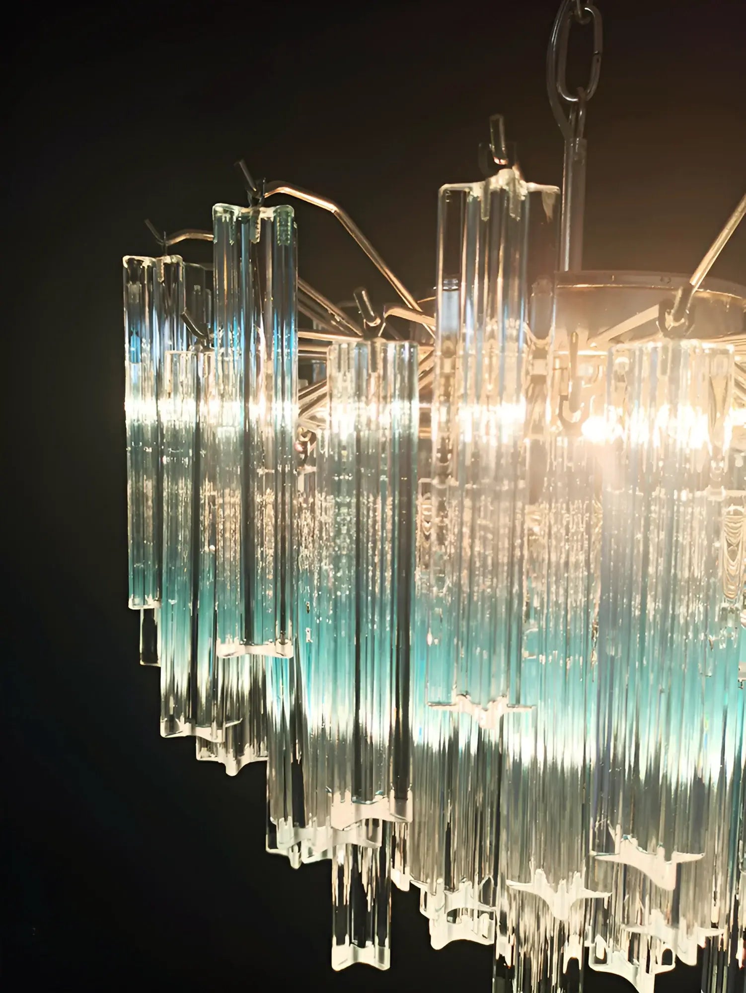 Gorgeous Murano Quadriedri Prisms Blue Chandelier 17.7"
