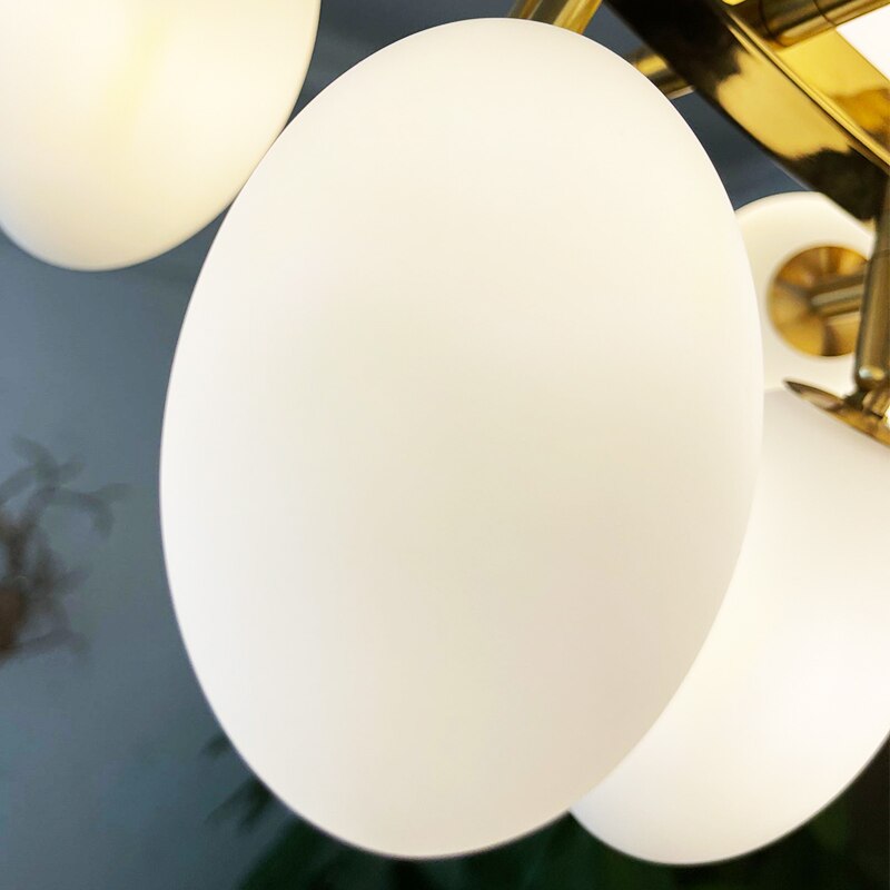 Harris Valiant Chandelier, Horizontal