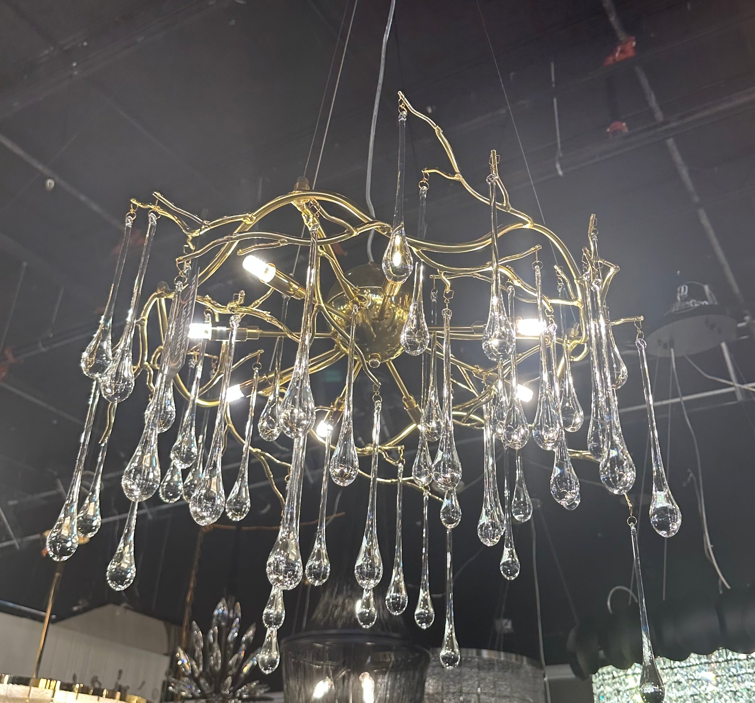 Lucio Teardrop Branch Brass Round Chandelier