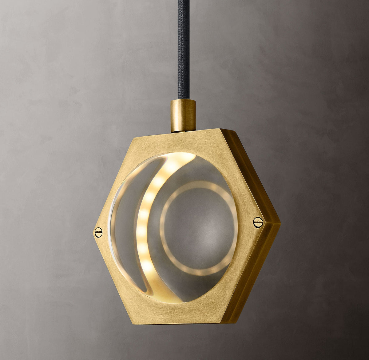 Ecbalant Pendant 5"W