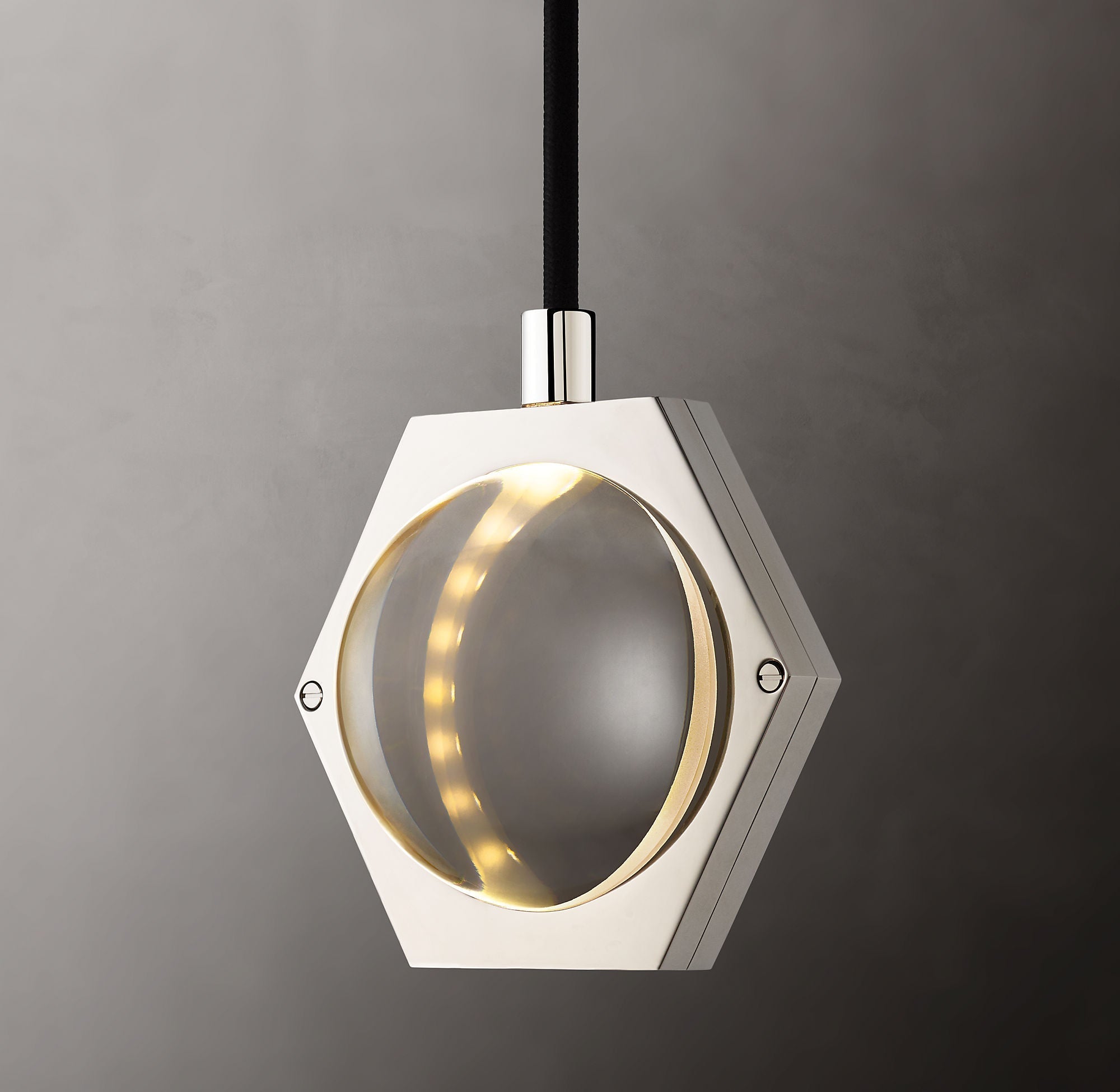 Ecbalant Pendant 5"W